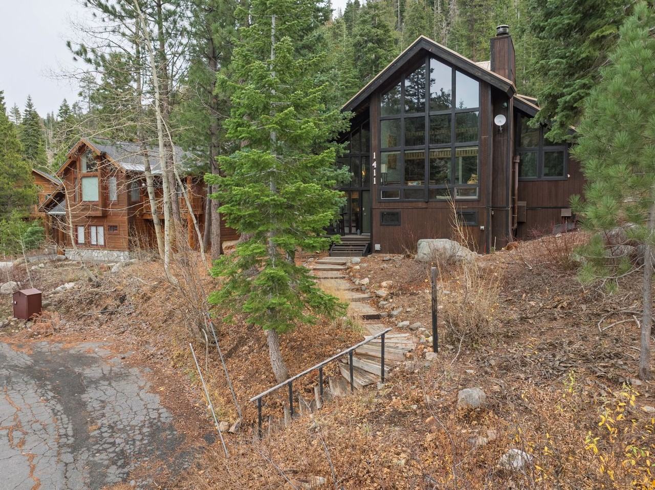 1411 Pine Trail - Photo 2 of 23