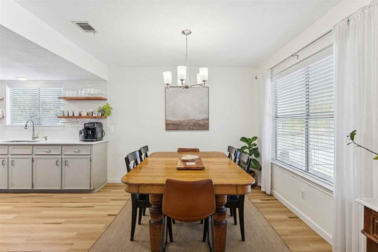 1712 Hamilton St - Photo 6 of 18