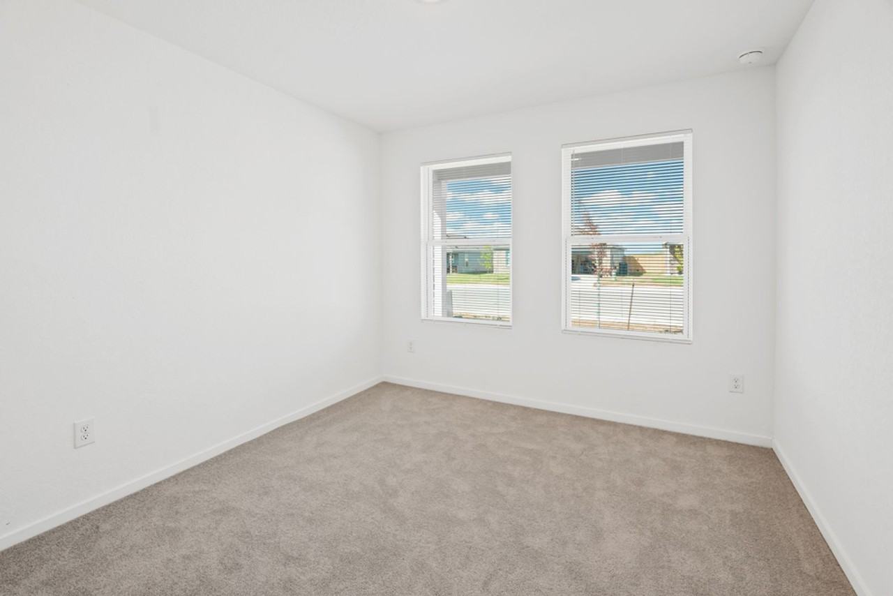 3421 Sky Pl - Photo 7 of 20