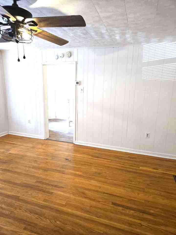 249 West King Street - Photo 7 of 42