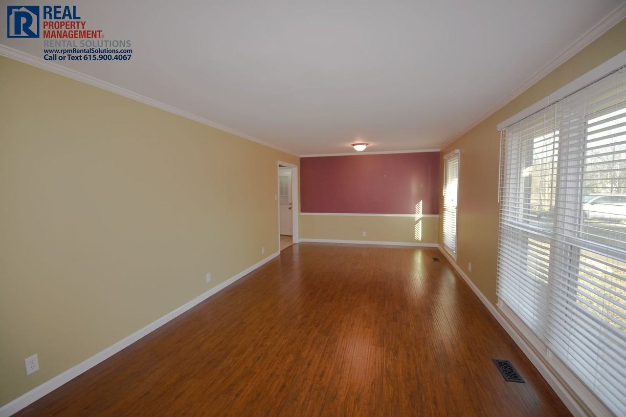 3934 Manchester Pike - Photo 2 of 21