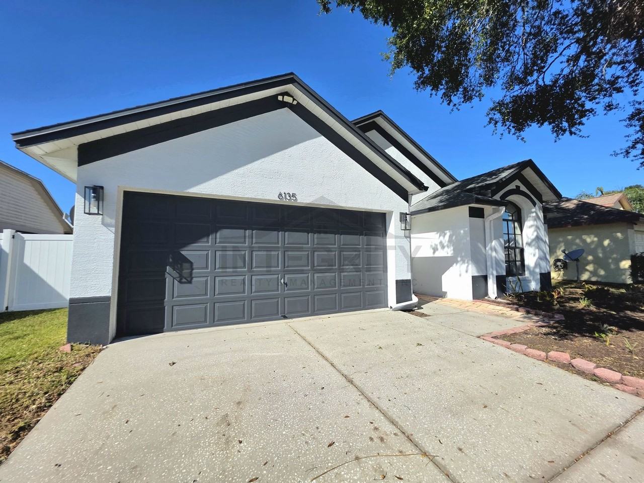 6135 Wesley Brook Drive - Photo 2 of 34