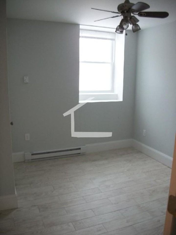 3 Babcock Street - Photo 4 of 10