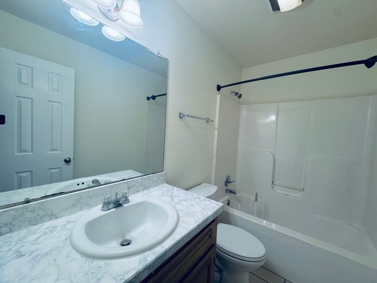 716 Leesville Rd - Photo 7 of 11