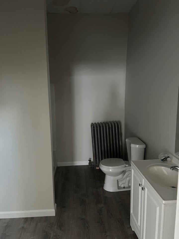 50 Vernon Street - Photo 3 of 14