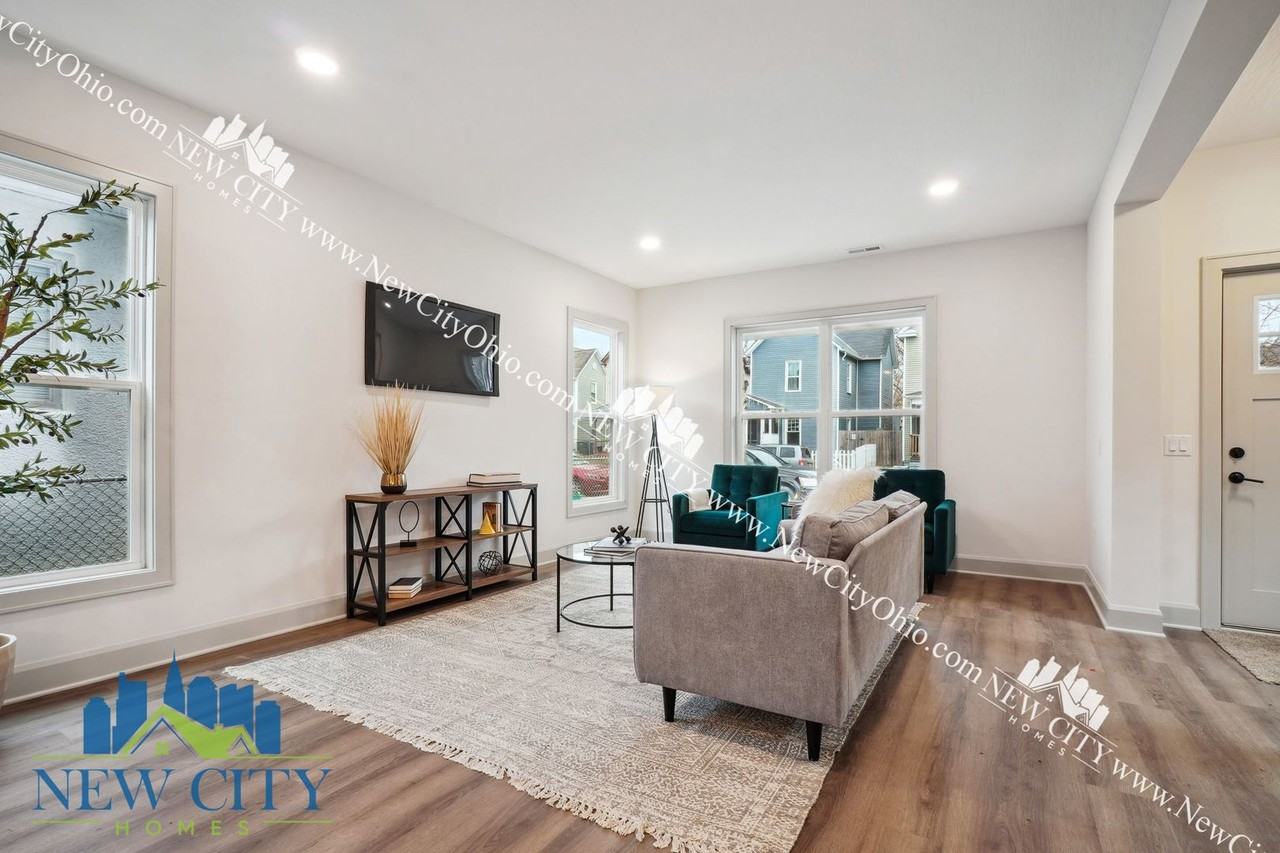 55 Hayden Ave - Photo 6 of 33