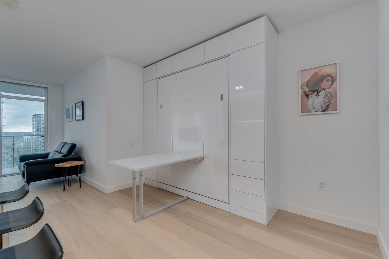 1289 Hornby Street - Photo 5