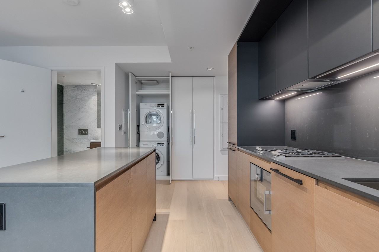 1289 Hornby Street - Photo 9