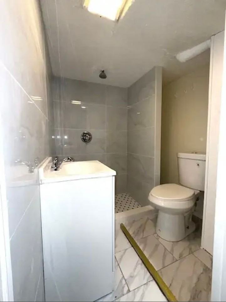 17745 South Burnham Avenue - Photo 6 of 11