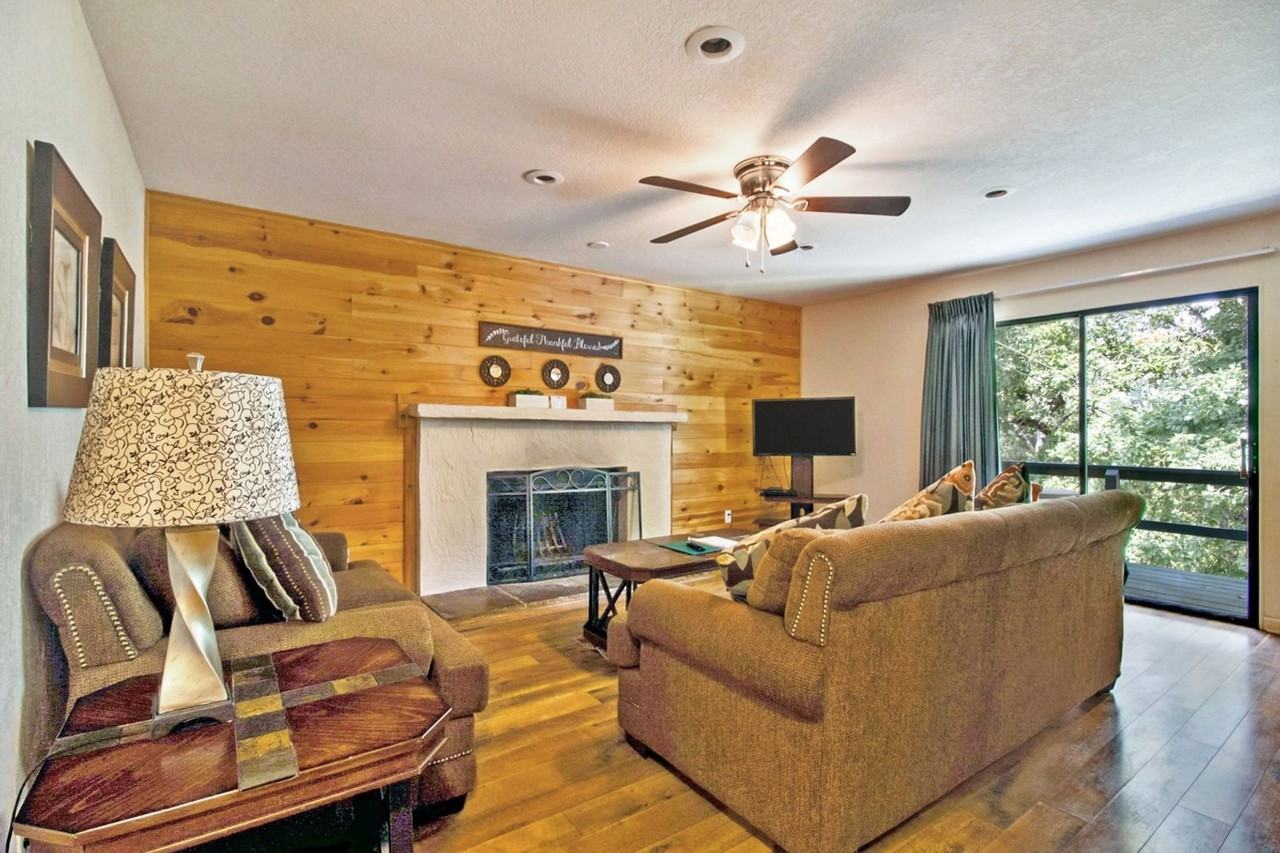 8005 Cherokee Trl - Photo 4 of 16