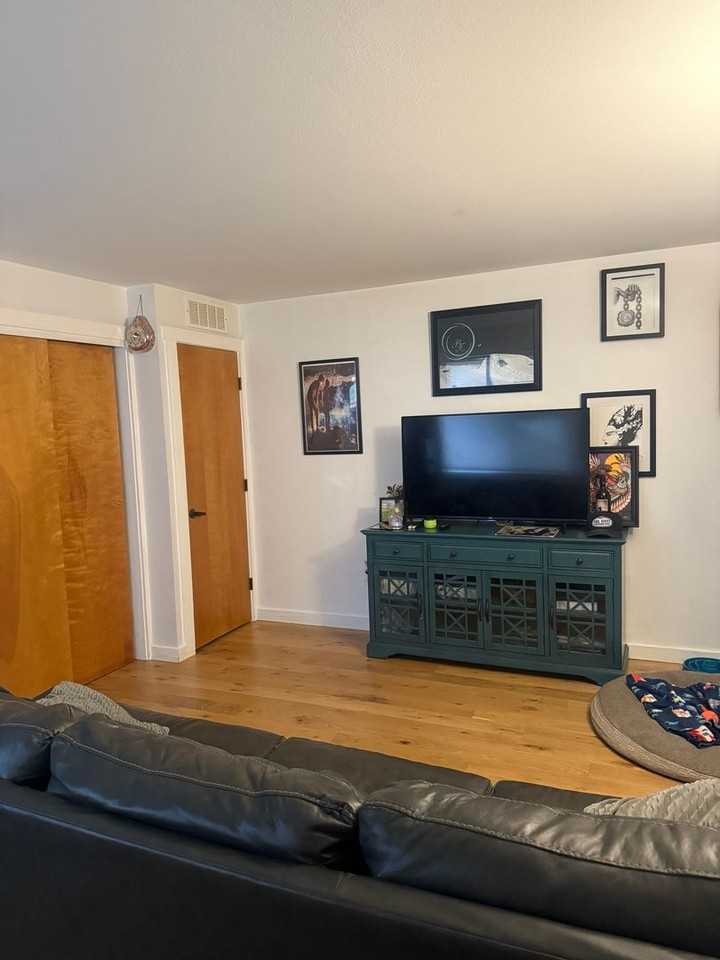 220 E Homestead Rd #205 - Photo 2 of 12