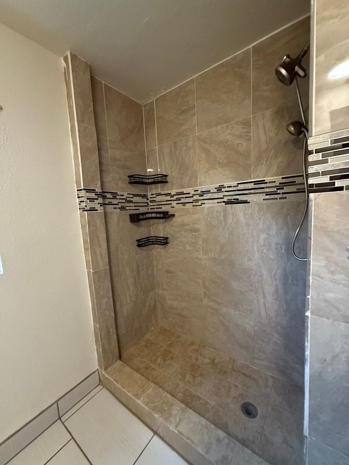 463 Faber St - Photo 4 of 9