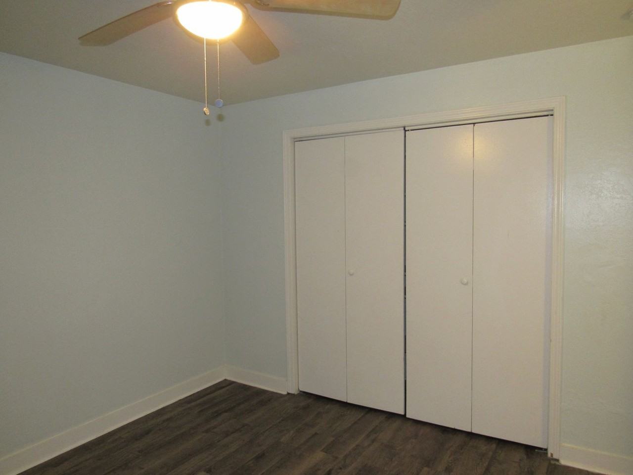 311 E Rosewood Ave - Photo 6 of 10