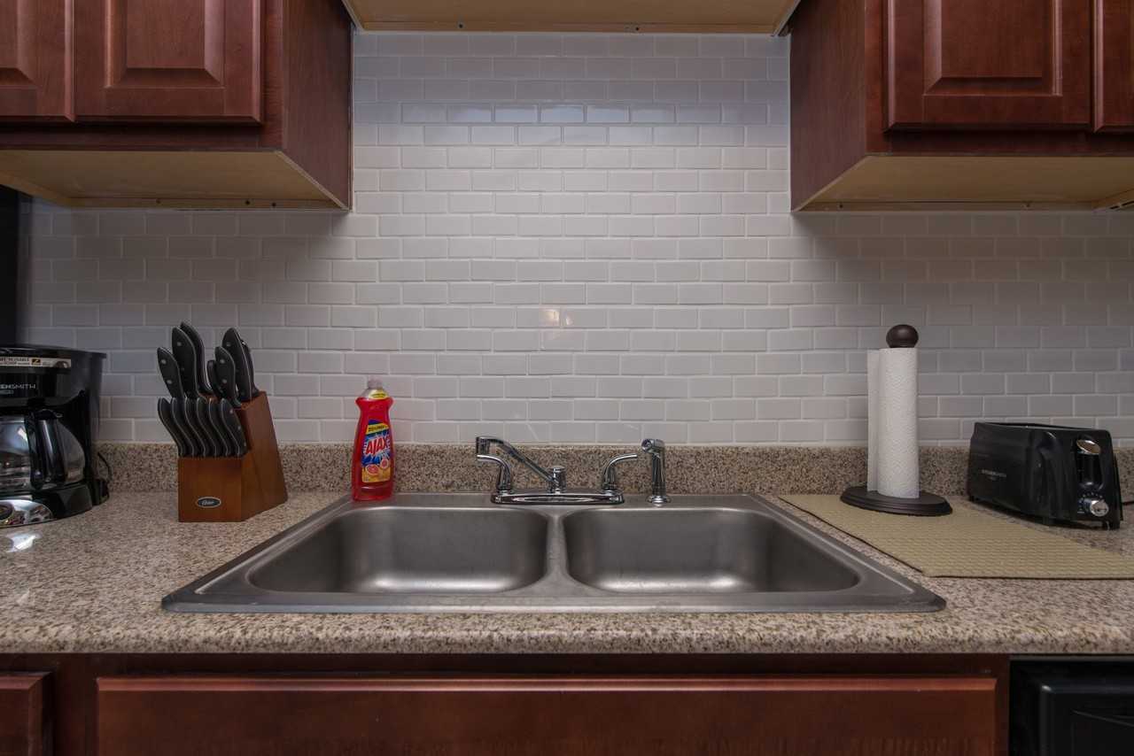 GEORGETOWN DPM LLC - Photo 4 of 20