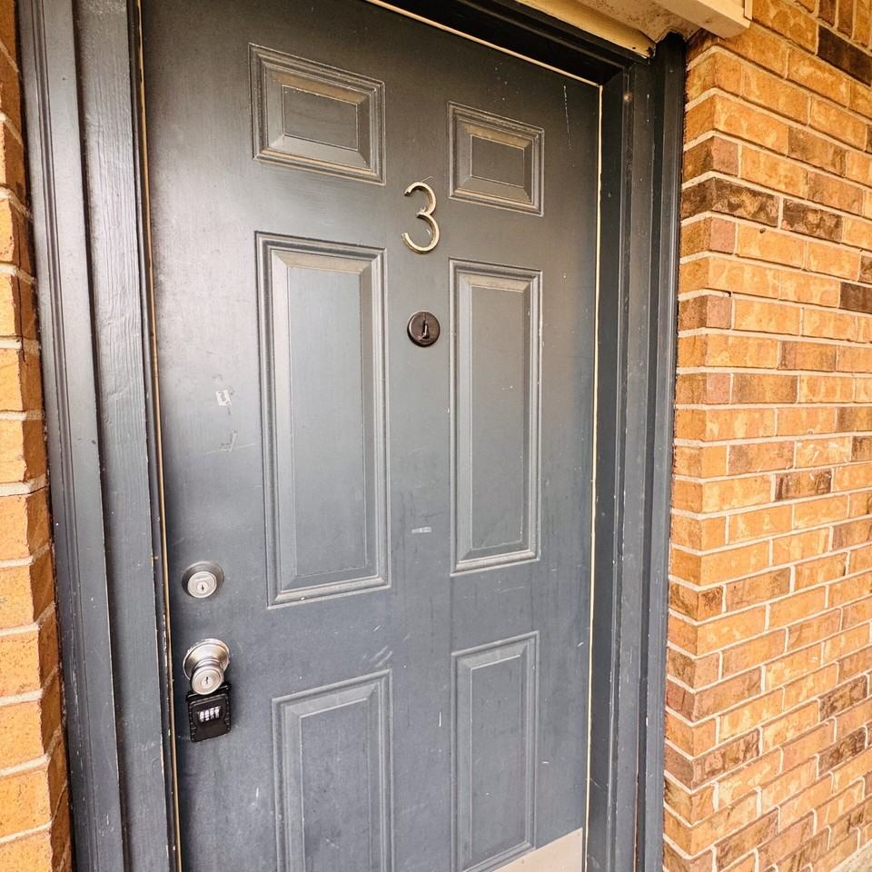 1924 Avenue H - Photo 2 of 13