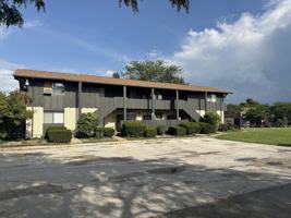 featured image of 955 West Ardussi Street