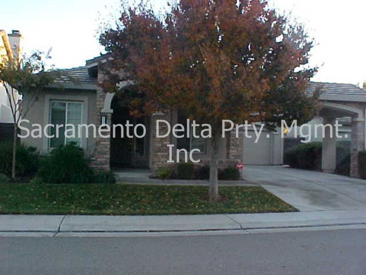 2328 Shorebird Court - Photo 2 of 18