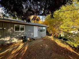 d1800 - Photo 1 of 1