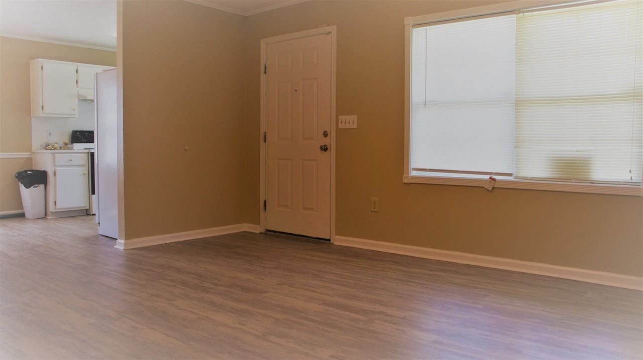 2930 8th Street - Photo 4 of 26