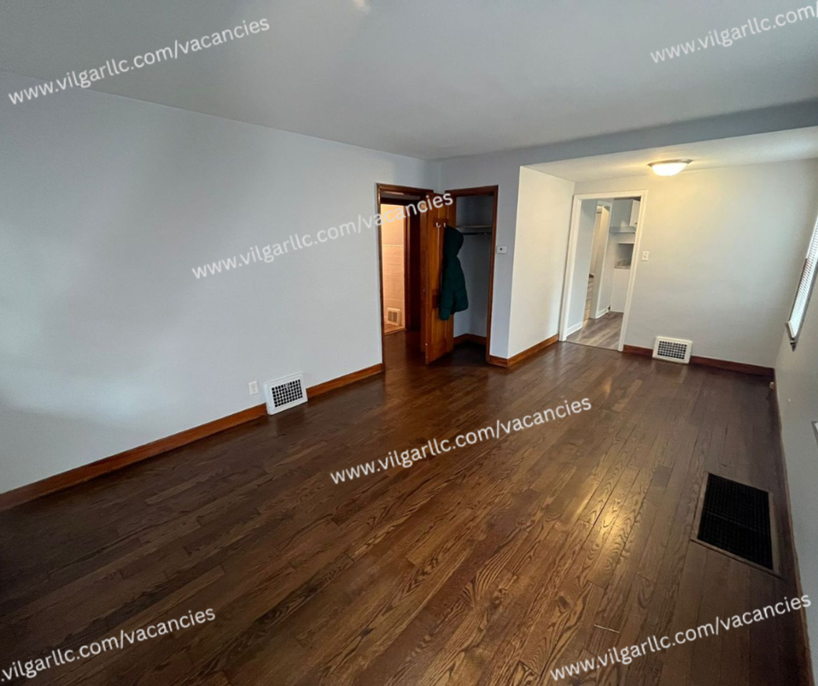 2708 162nd Pl - Photo 7 of 25