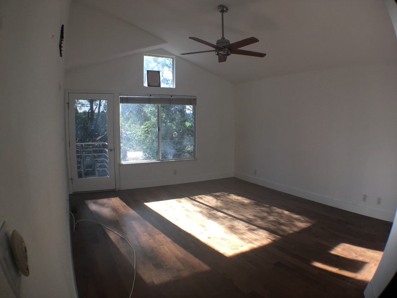 6143 Lakeview Circle - Photo 5 of 12