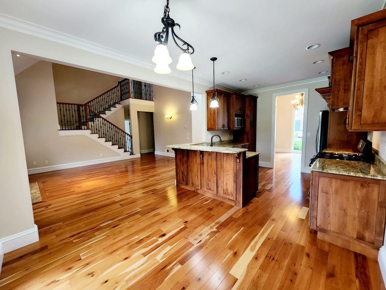 500 Saint Andrews Dr - Photo 3 of 25