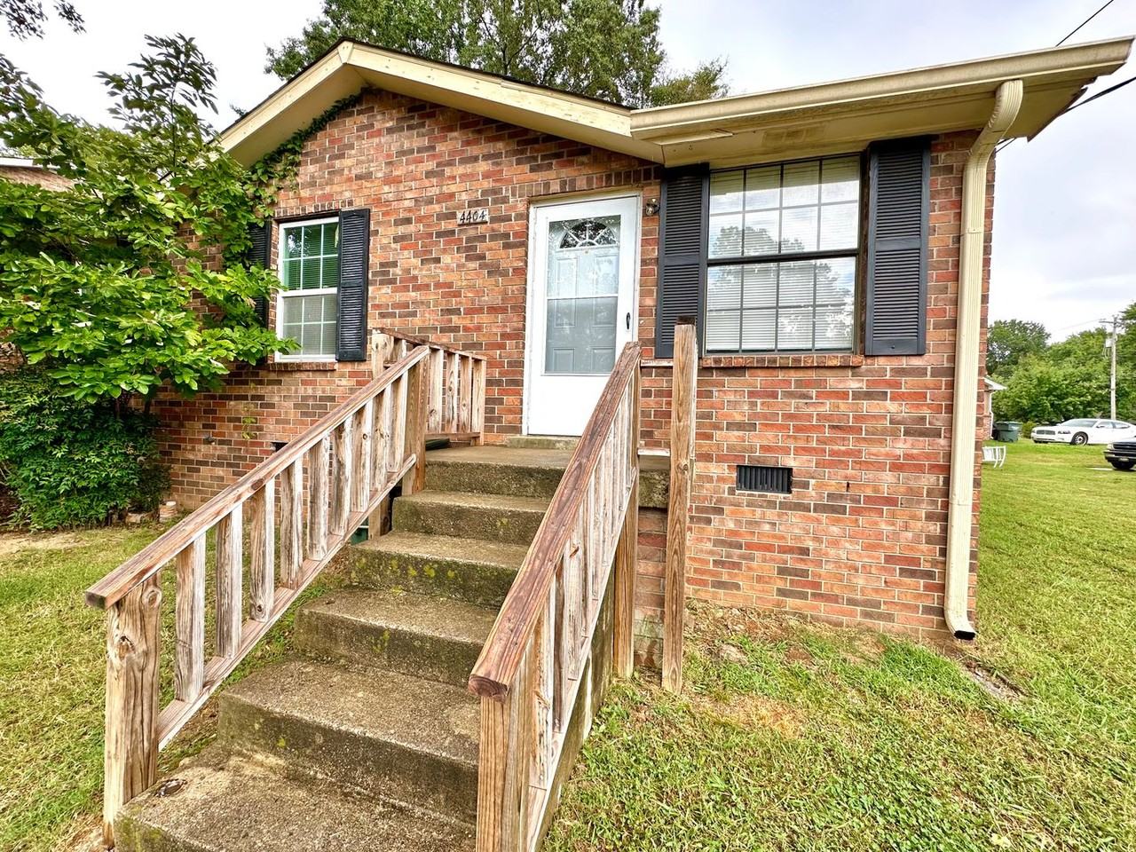 4404 Gina Brooke Drive - Photo 3 of 16