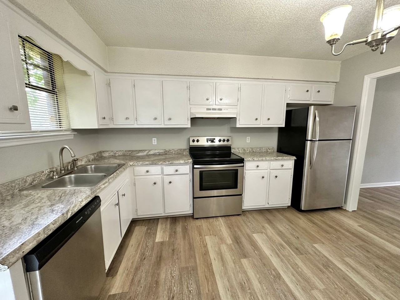 4404 Gina Brooke Drive - Photo 7 of 16