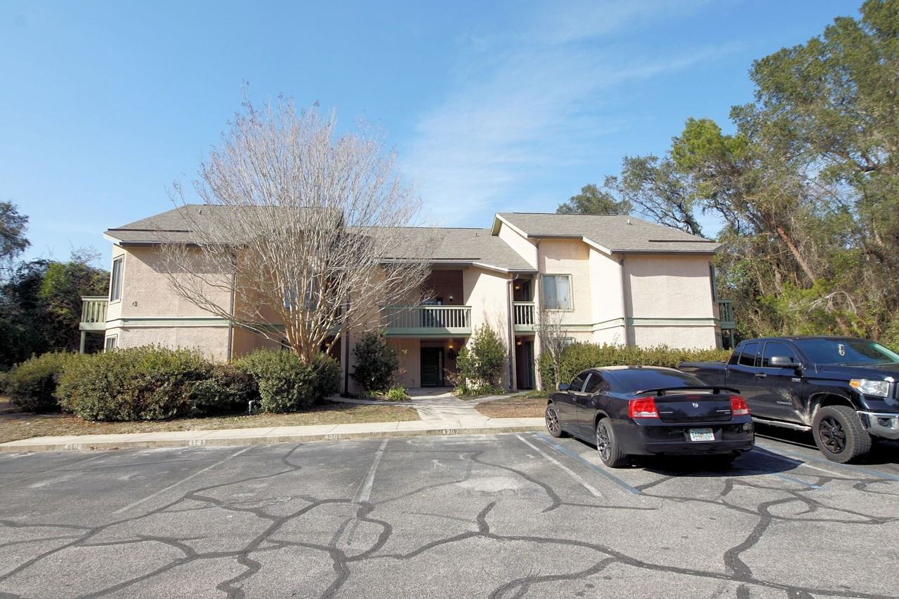 55 55 Bay Drive - 55 Bay Drive #4101 - Photo 2 of 35