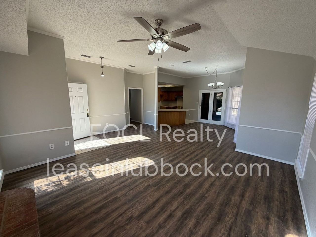 5714 95th St - Photo 3 of 15