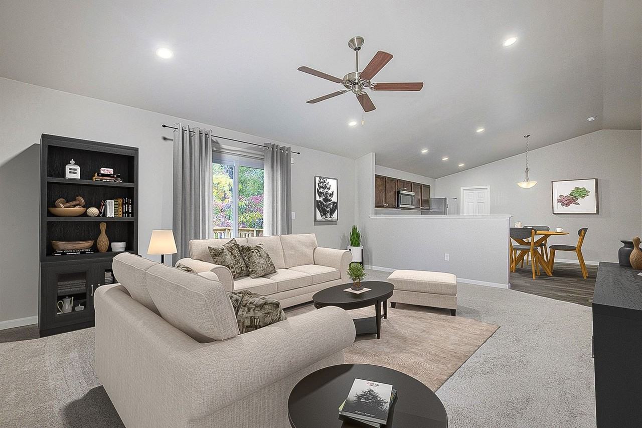 2701 Plover Dr Se - Photo 2 of 11