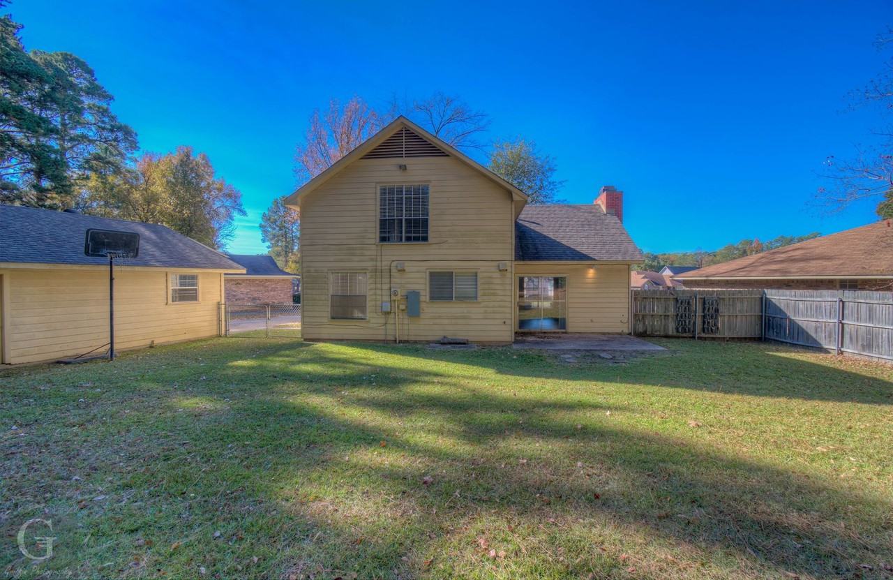 9401 Royalton Drive #9401 - Photo 3 of 36