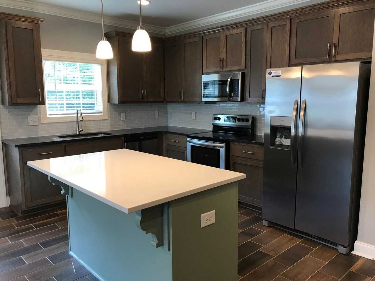 813 Downs Way - Photo 3 of 12