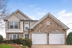 featured image of 1719 Eagle Trace Drive