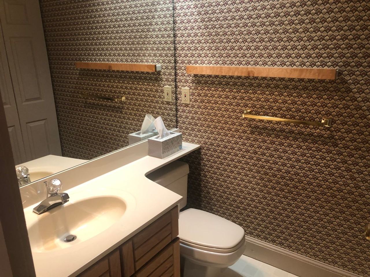 579 Sagamore Avenue #67 - Photo 3 of 18