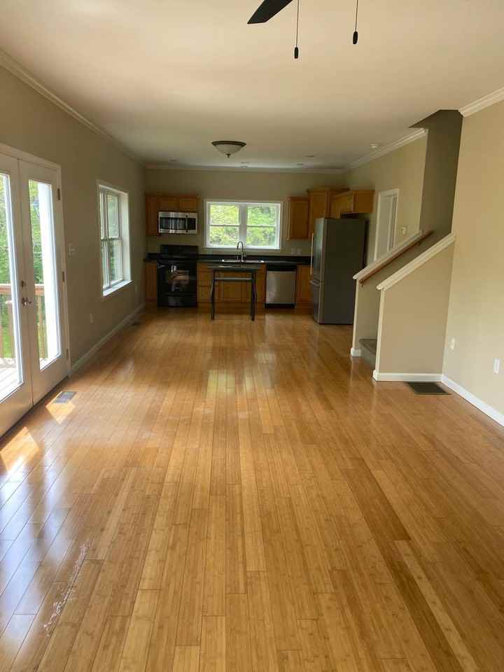 403 Honeysuckle Hill - Photo 3 of 20