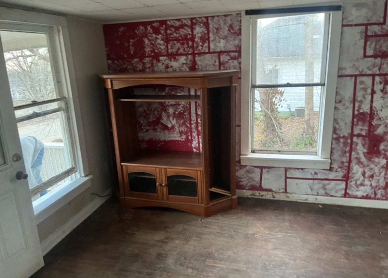 303 Cardinal St - Photo 4 of 13