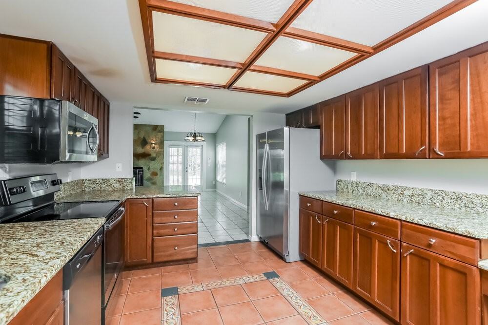 8612 Villanova St - Photo 6 of 16