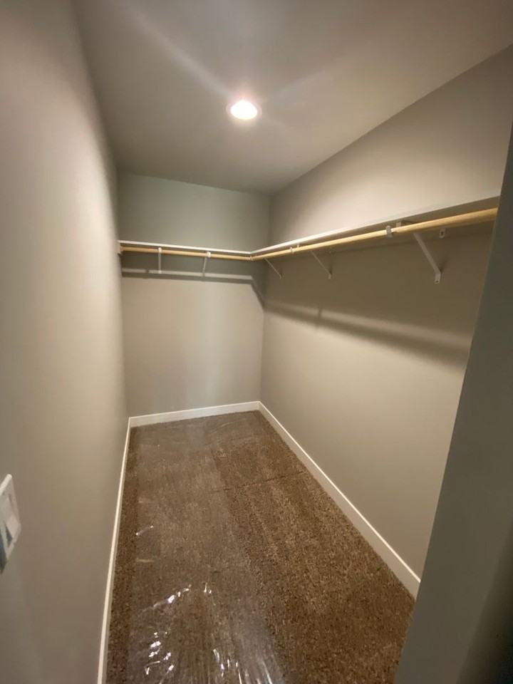 2443 3rd St Se - Photo 7 of 9