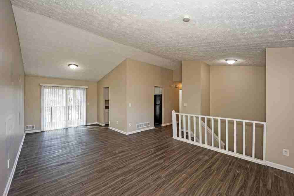 6985 Smoke Ridge Dr - Photo 5 of 17