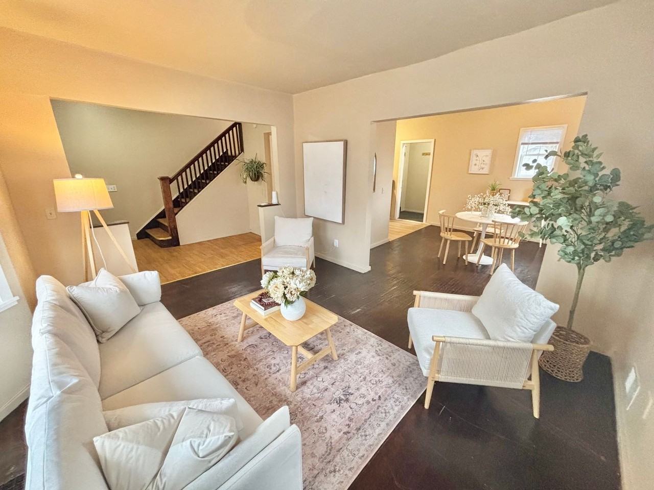 127 Devonshire Court - Photo 5 of 21