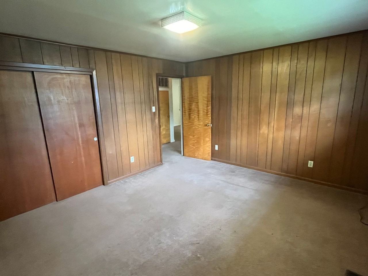 105 Avenue 3 Northwest - Photo 7 of 13