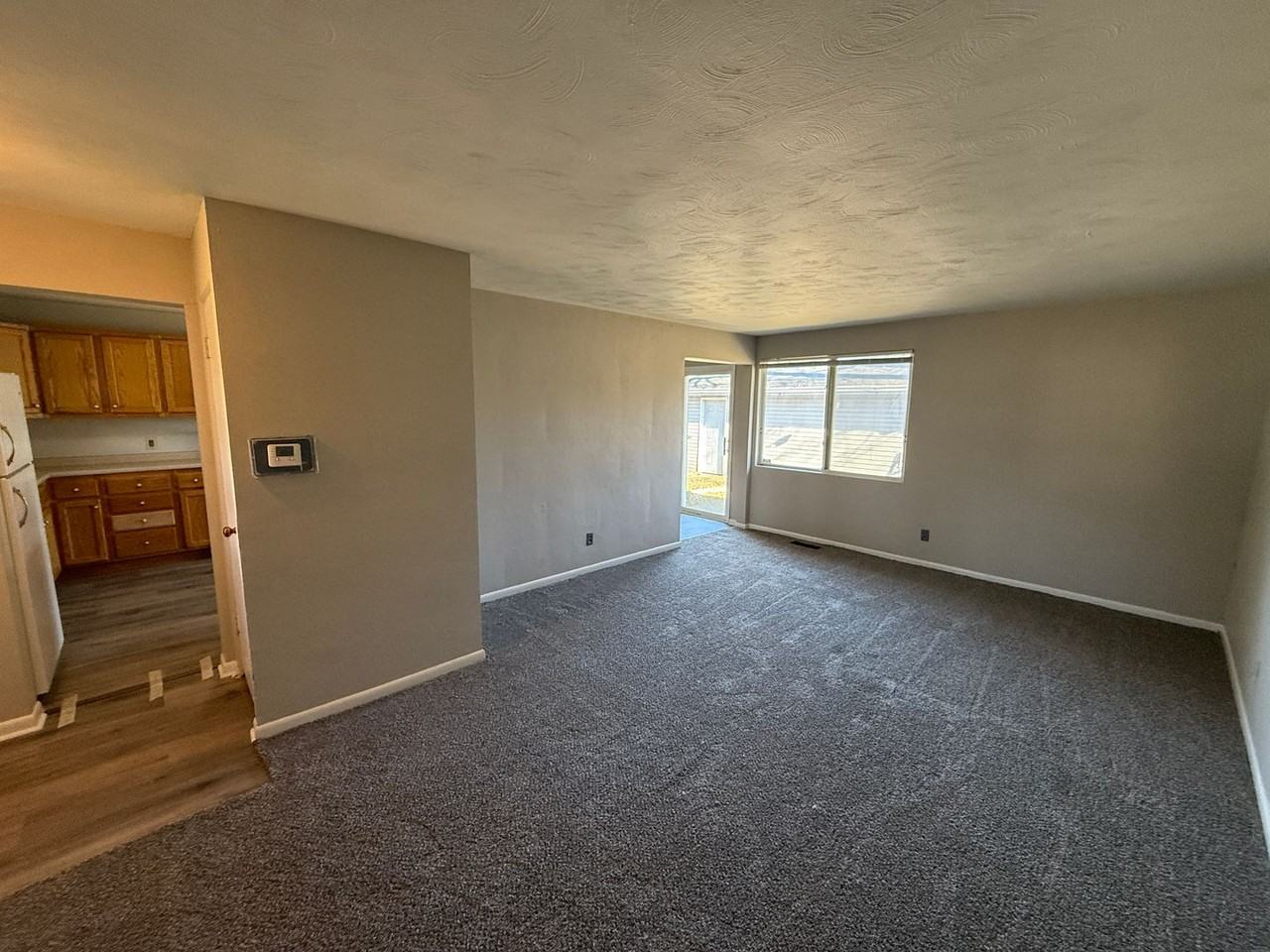 4918 Dwight Dr - Photo 3 of 24