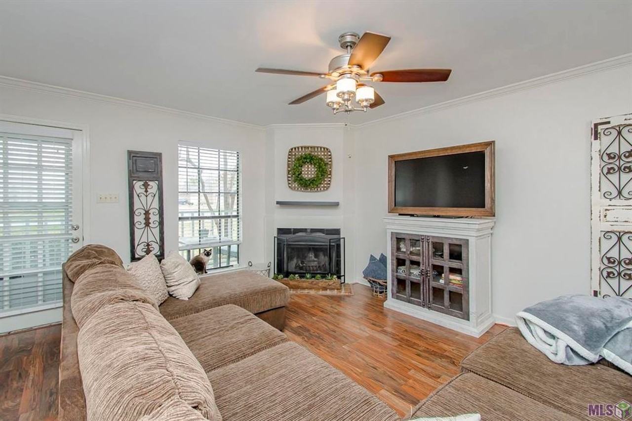 4408 Stumberg Ln - Photo 6 of 17