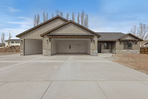 featured image of 299 Camas St