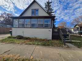 featured image of 911 South Mason Street