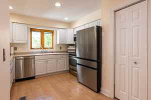 featured image of 813 Close Avenue