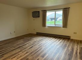 featured image of 966 East Elm Drive