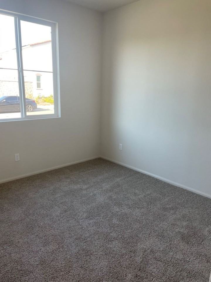 31751 Woodbank Way - Photo 6 of 20