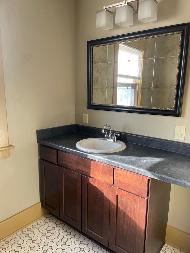 Wellsport/Portswell - Photo 7 of 11